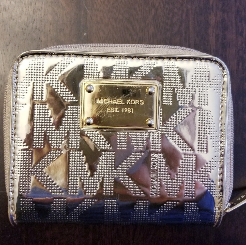 Small Michael Kors Wallet